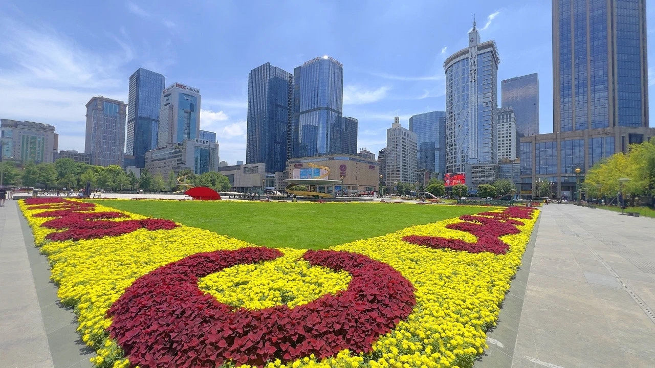 成都鲜花谷的爱情故事_成都鲜花主题餐厅_